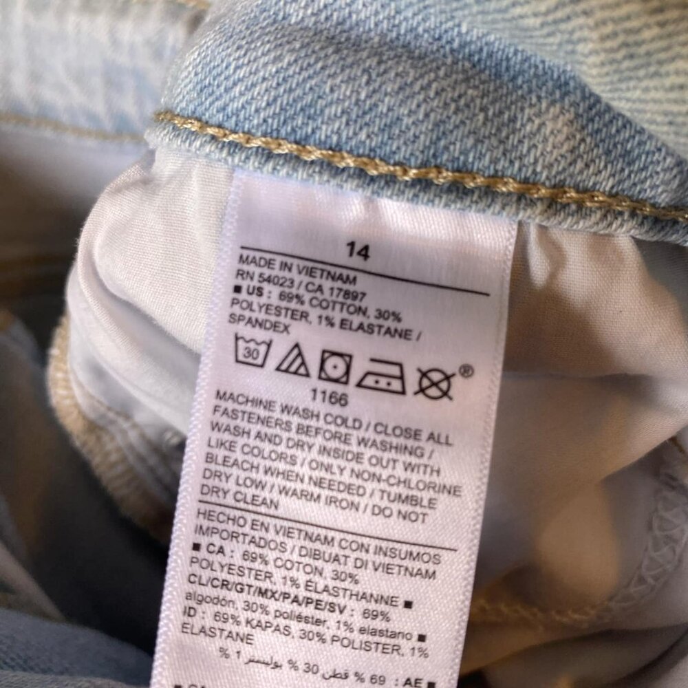 Jeans - Picture 3 of 3